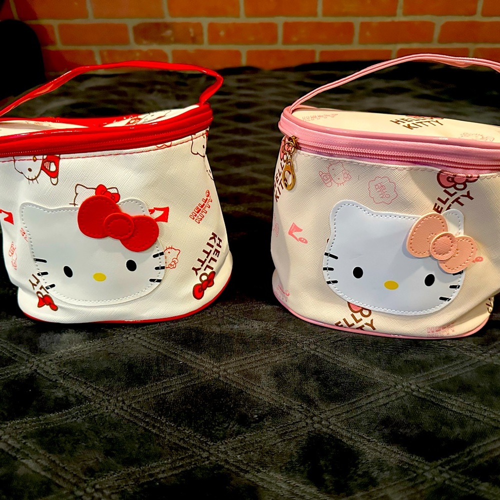 Hello kitty make up bag